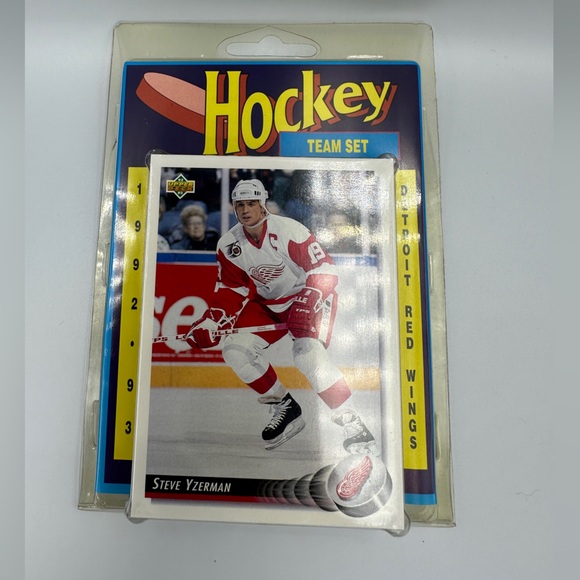 1992-93 UPPER DECK DETROIT RED WINGS TEAM SET, - NHL Hockey Cards NIP - Picture 4 of 7